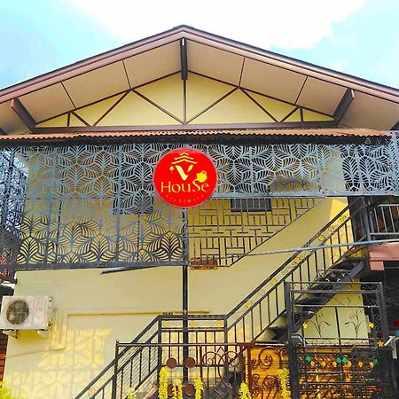 V House Hotel Phra Nakhon Si Ayutthaya Exterior foto