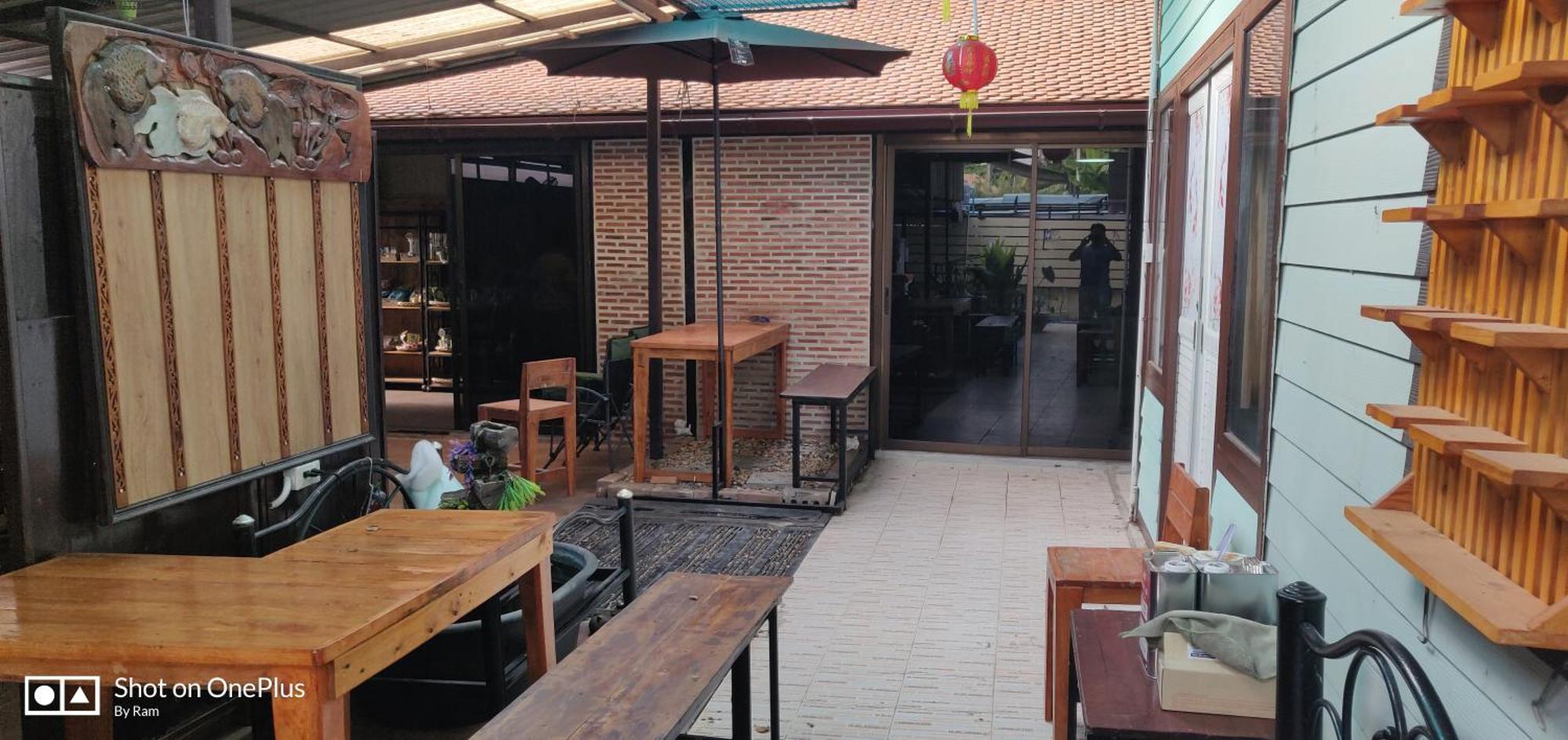 V House Hotel Phra Nakhon Si Ayutthaya Exterior foto