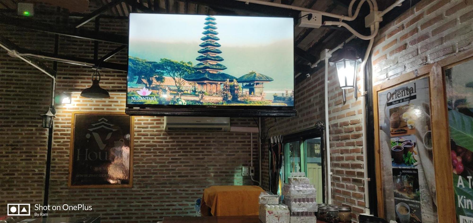 V House Hotel Phra Nakhon Si Ayutthaya Exterior foto
