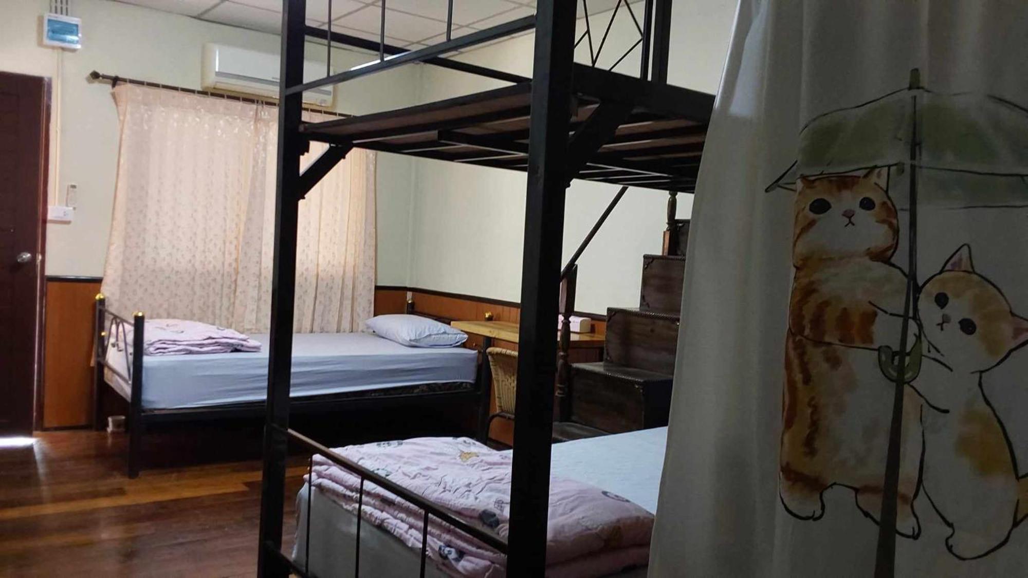 V House Hotel Phra Nakhon Si Ayutthaya Exterior foto